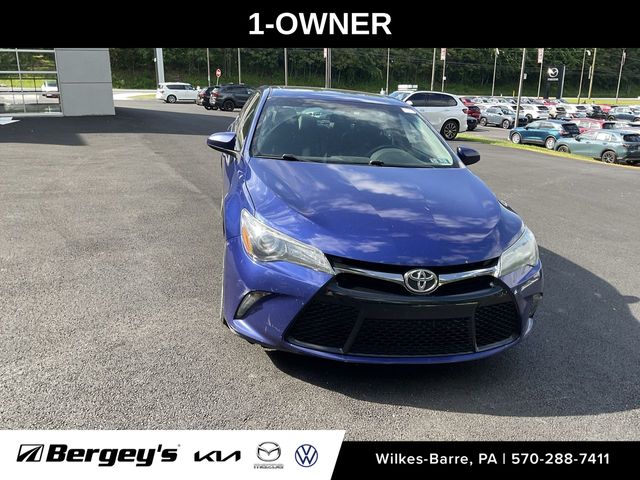 Blue 2016 Toyota Camry Sedan Front-Wheel Drive 6-Speed Automatic