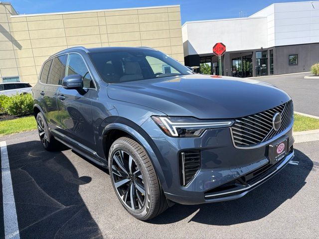 2026 Volvo XC90 Plug-In Hybrid T8 Core