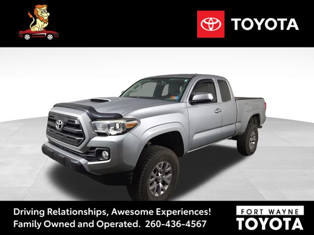 2016 Toyota Tacoma SR photo