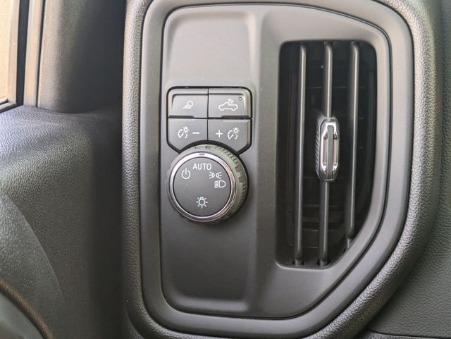 2025 Chevrolet Silverado 3500HD Work Truck photo