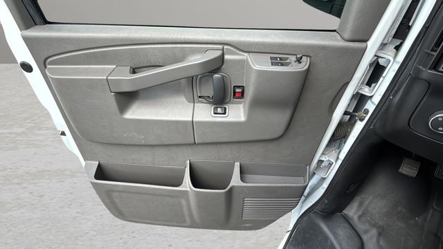 Used 2022 White Chevrolet Work Van image 18