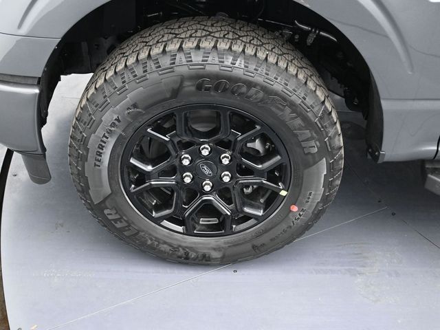 New 2026 Gray Ford XLT image 9