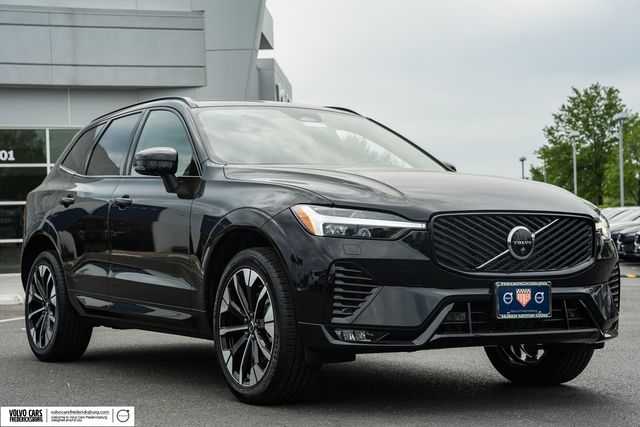 2026 Volvo XC60 B5 Plus