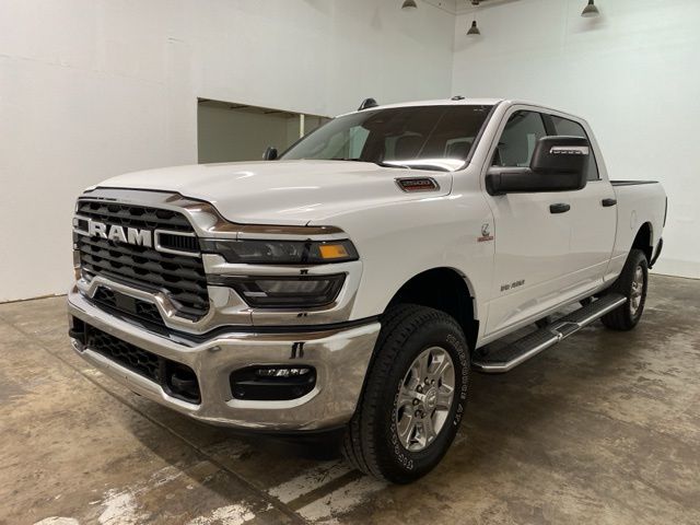 2025 RAM 2500 Big Horn Crew Cab 4WD