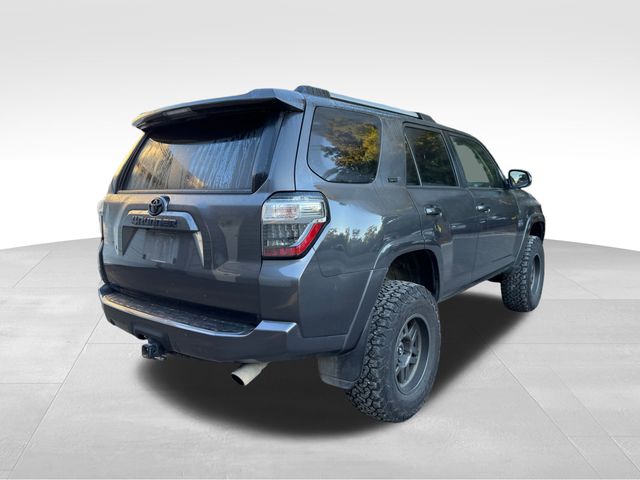 2022 Toyota 4Runner SR5 Premium 9