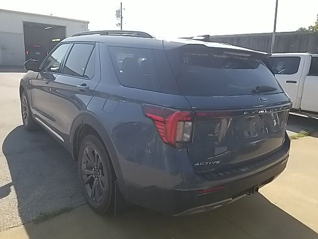 Used 2025 Ford Explorer SUV