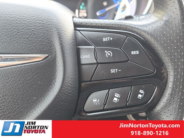 Used 2021 Chrysler Pacifica Hybrid Van