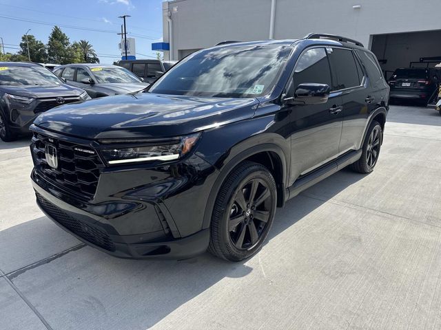 Used 2025  Honda Black Edition image 3