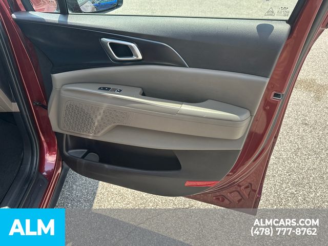 Used 2025 Red Kia LXS image 16