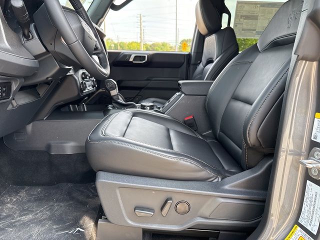 New 2026 Gray Ford Badlands image 26