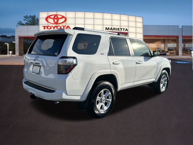 2024 Toyota 4Runner SR5 30