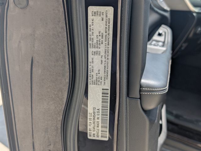 2022 Jeep Grand Cherokee L Limited Orange at Royal Nissan