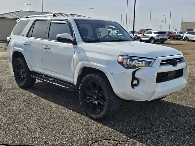 2024 Toyota 4Runner SR5 4WD