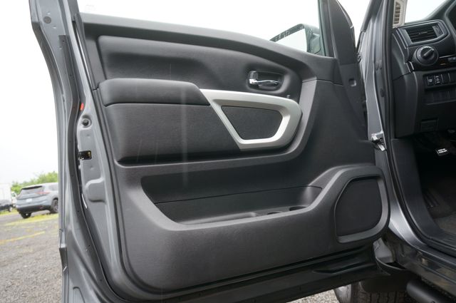 2024 Nissan Titan SV - Photo 29