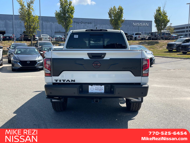 2024 Nissan Titan PRO-4X 3