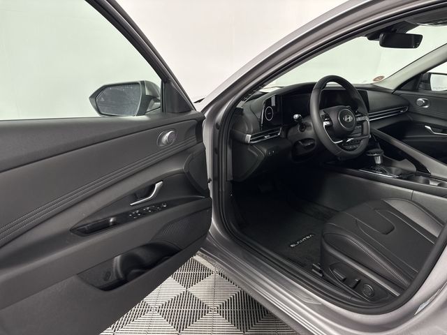 New 2025 Hyundai Elantra For Sale in Indianapolis, IN