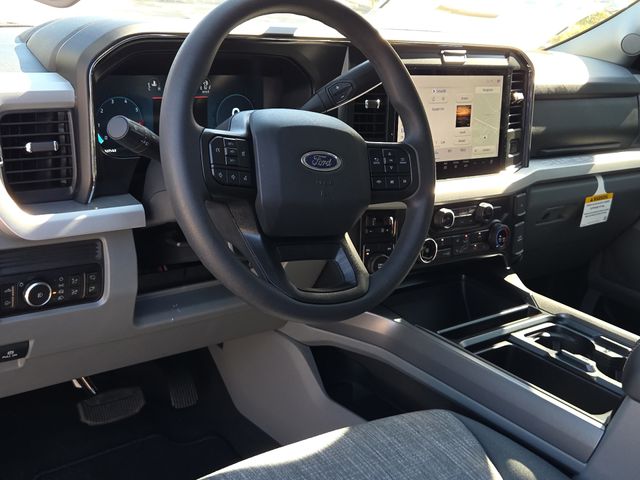 New 2026 White Ford XLT image 17