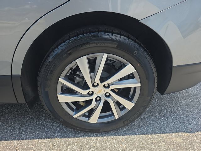 Used 2024 Sterling Gray Metallic Chevrolet LT image 33