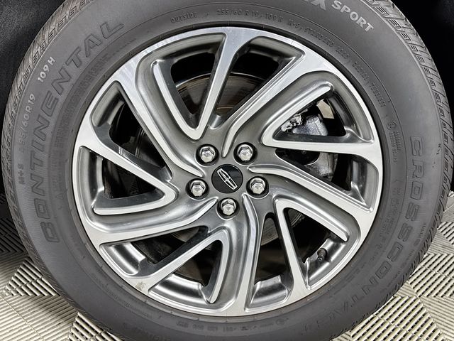 2023 Black Metallic Lincoln Aviator Standard AWD SUV