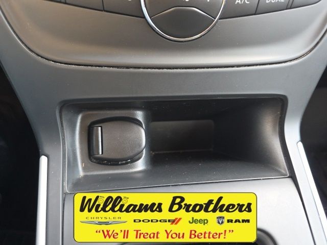 2019 Nissan Sentra SV - Super Black exterior view 20