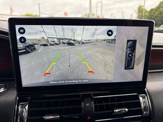 2023 Lincoln Navigator L Reserve photo