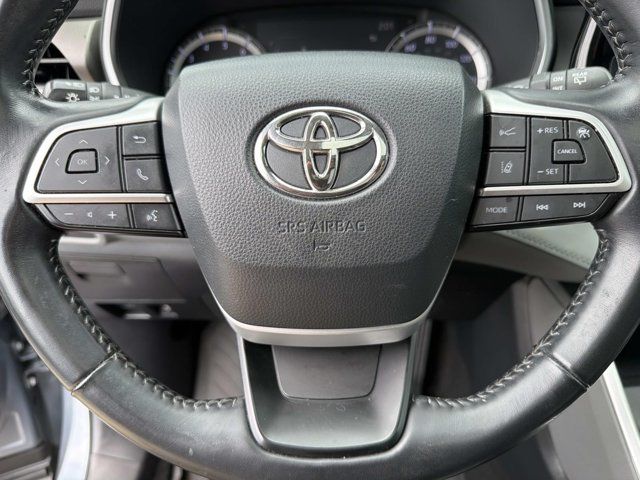 Used 2022 Toyota Highlander SUV
