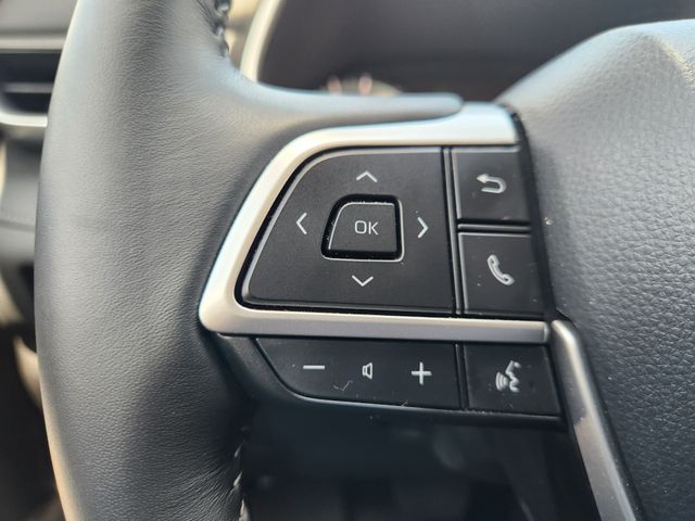 2026 Toyota Highlander XLE Beige at Don McGill Toyota