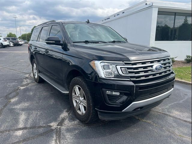 Black Metallic 2019 Ford Expedition XLT 4WD SUV / Crossover Four-Wheel Drive Automatic