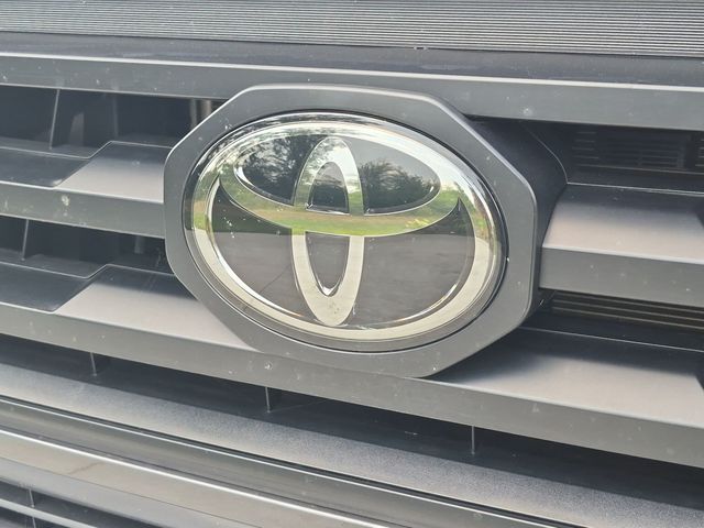 2023 Toyota Tacoma - Image 9