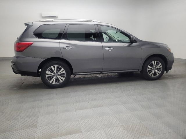 2020 Gun Metallic Nissan Pathfinder SV FWD SUV