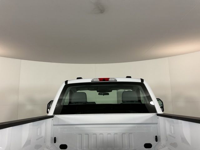 New 2026 Oxford White Ford XL image 9