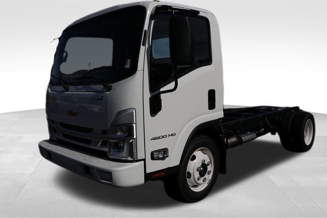 2024 Chevrolet 4500 HG LCF Gas  13