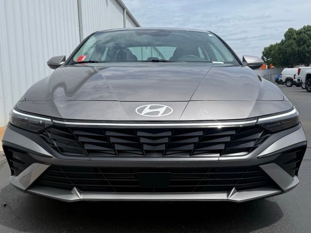 used 2025 Hyundai Elantra car, priced at $25,638