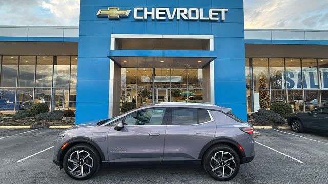 new 2026 Chevrolet Equinox EV car, priced at $41,965