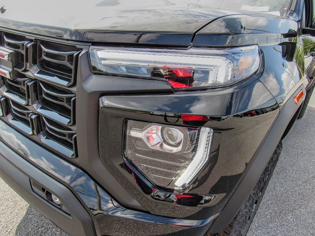 2026 GMC Canyon Elevation:44075