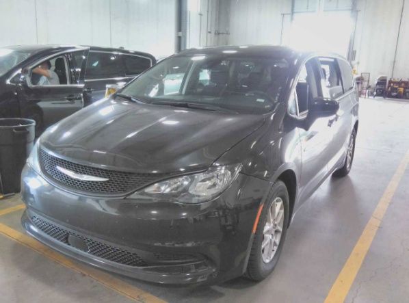 2023 Chrysler Voyager LX FWD