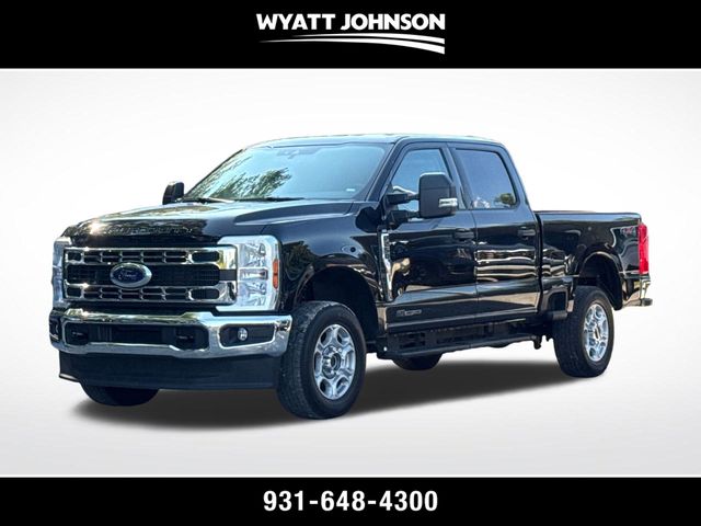 Black Metallic 2025 Ford F-250 Super Duty Pickup Truck Four-Wheel Drive Automatic