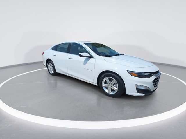 Used 2024 Summit White Chevrolet LS image 2