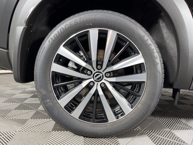 2025 Super Black Nissan Pathfinder Platinum 4X4 SUV