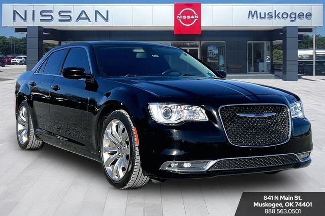 2019 Chrysler 300 Touring RWD