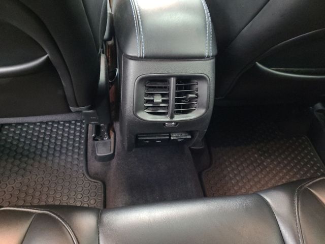 2019 – Jeep – Cherokee