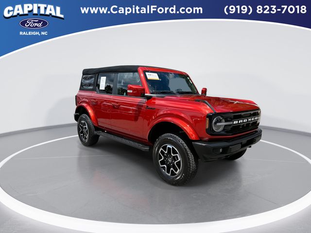 Used 2023 Red Ford Outer Banks image 2