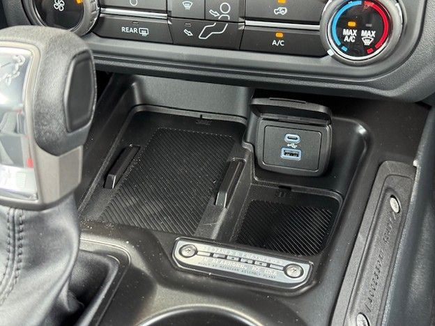 New 2025 Black Ford Base image 22