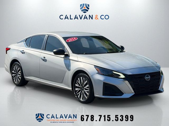 Brilliant Silver Metallic 2024 Nissan Altima Sedan Front-Wheel Drive Continuously Variable Transmission