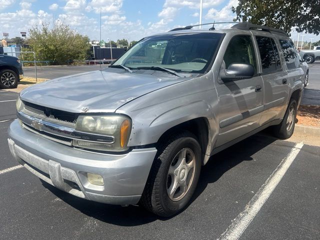 Silverstone Metallic 2005 Chevrolet Trailblazer EXT SUV / Crossover Four-Wheel Drive 4-Speed Automatic Overdrive