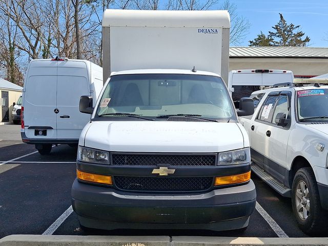 2021 Chevrolet Express 3500 Thumbnail