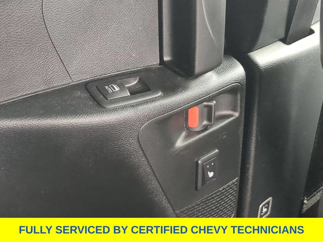Used 2025 Chrysler Pacifica Van