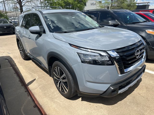 Boulder Gray 2025 Nissan Pathfinder Platinum 4WD SUV / Crossover All-Wheel Drive 9-Speed Automatic