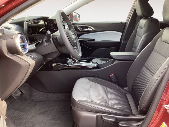 Used Car 2025 Chevrolet Trax  Lt For Sale Under $25,000 In San Antonio, Texas