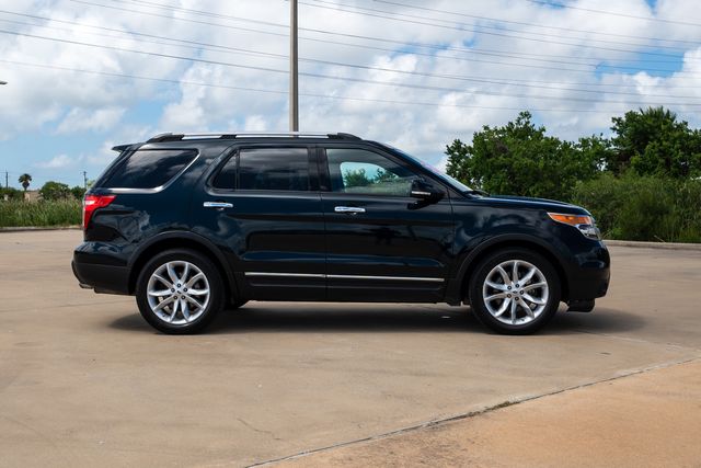 2015 Ford Explorer XLT Gray at Durrett Motor Company